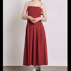 Elegant Midi Dress in Rich Burgundy